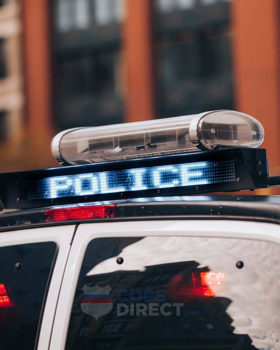 CopsDirect's tweet image. Hope everyone is staying safe during the storm! And for those who have to work - thank you for coming through every single day. 🇺🇸

#cops #police #lawenforcementofficer #winter #storm