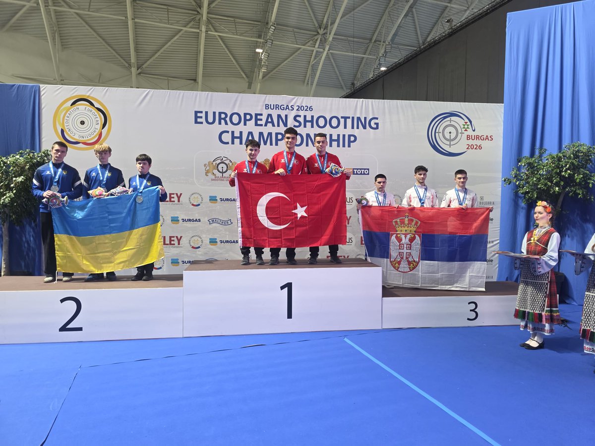 taf_1923's tweet photo. MİLLİ SPORCULARIMIZDAN BİR ALTIN MADALYA DAHA!

03–09 Şubat 2026 tarihleri arasında Bulgaristan’ın Burgaz kentinde düzenlenmekte olan Havalı Silahlar U16–U18 Avrupa Şampiyonası U18 Tabanca Erkekler kategorisinde yarışan milli sporcularımız Durdu Ahmet KONUŞ, Muhammed Can ÖZDEMİR ve Eren KALFA’dan oluşan takımımız bireysel skorları toplamında attıkları 1126 puanla takım halinde Altın madalyanın sahibi oldular.

Milli sporcularımızı gösterdikleri başarılı performans için gönülden tebrik ederiz.