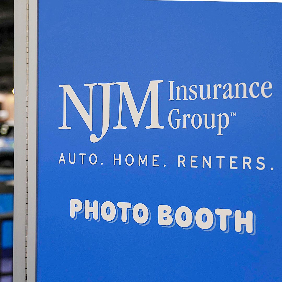 phillyautoshow's tweet photo. Don’t leave the Auto Show without a photo! Stop by the @NJMIns's display and grab a fun keepsake at their photo booth.

#PhillyAutoShow #UnlockYourReason https://t.co/HSxIGfhhlN