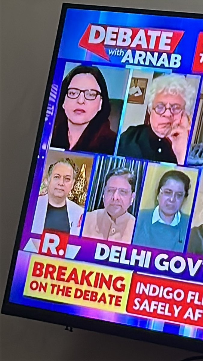 itsmemadhur's tweet photo. @republic I as a citizen fee disgusting, just look at this person smiling on his government failure and planned murder I mean you are smiling of what ? https://t.co/8v1yMQalXZ