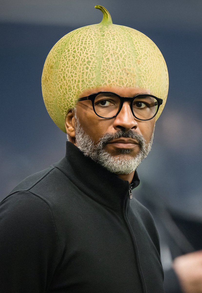 C’est un malade ce mec PTDRR

Comment Pinault l’a pas tout de suite viré après ça ???

Le Boulard du type 
#BeyeOut