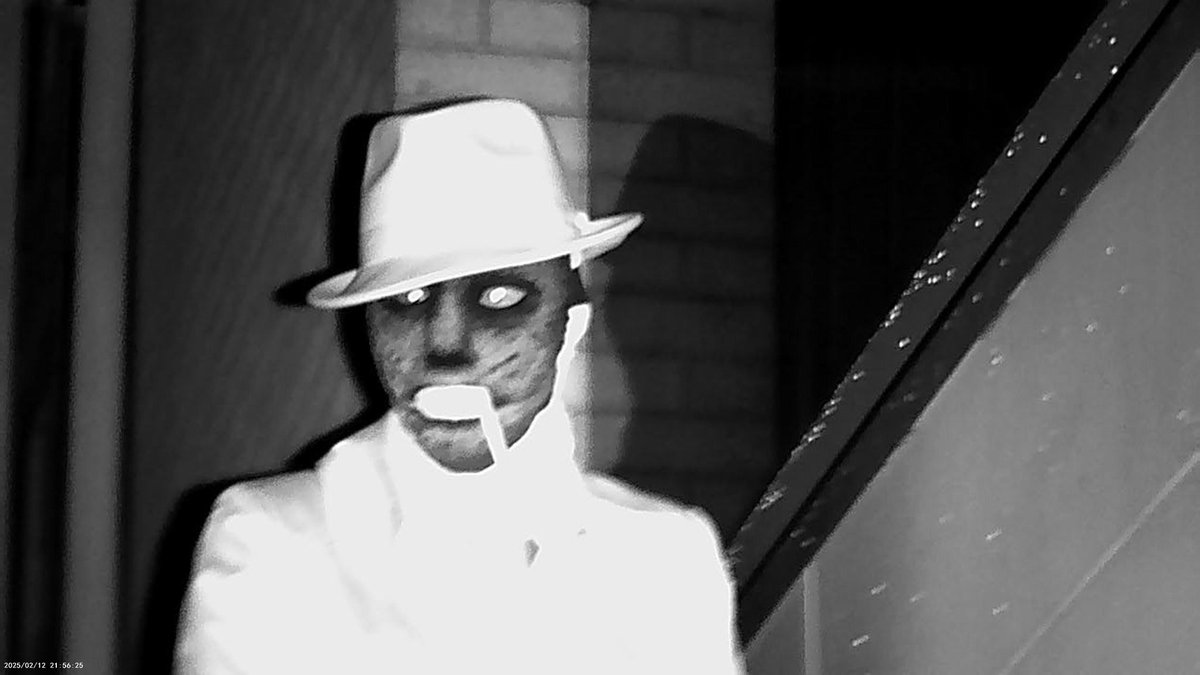ColaCarnage's tweet photo. Night vision Jacques Murnau isn't real and he can't hurt y-

#emesisblue https://t.co/s35tJK8VhH