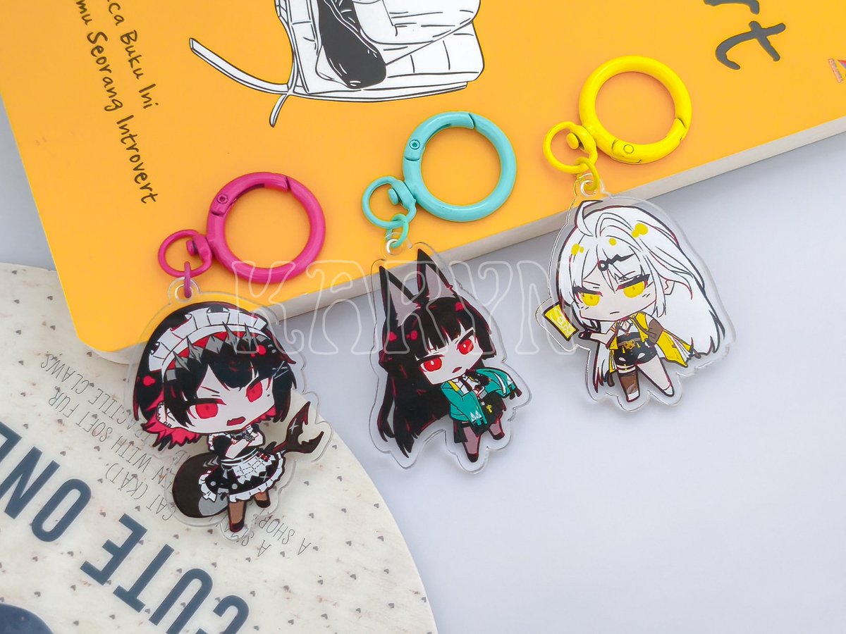 kurokaryn's tweet photo. LIKE &amp; RT aja siapa tau ada yg minat :3

Ininih sejumput merch genshin dan zzz yg aku jual di anime fest di bpn (⁠Ӧ⁠ｖ⁠Ӧ⁠｡⁠)
beberapa stoknya masih ready
start from 30k-35k ya ges🫶🏻✨

kalo ada yg mau pesen bisa open PO kali yak? 🤣🤏🏻
#artidn #genshinimpact #zzz #artmoots https://t.co/LkXspvm0u4