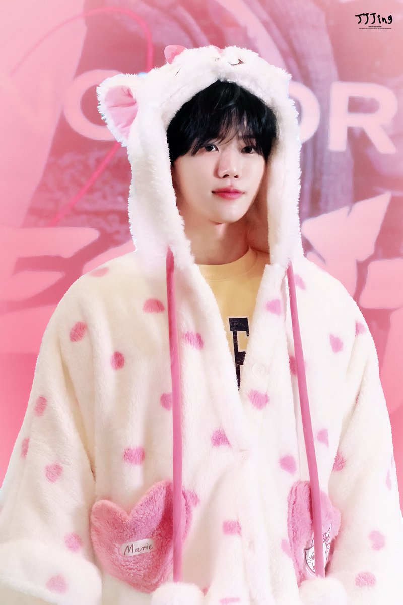Heni_mini's tweet photo. 너무 귀여버 너무너무 ᑒ https://t.co/qYOKdngaSr