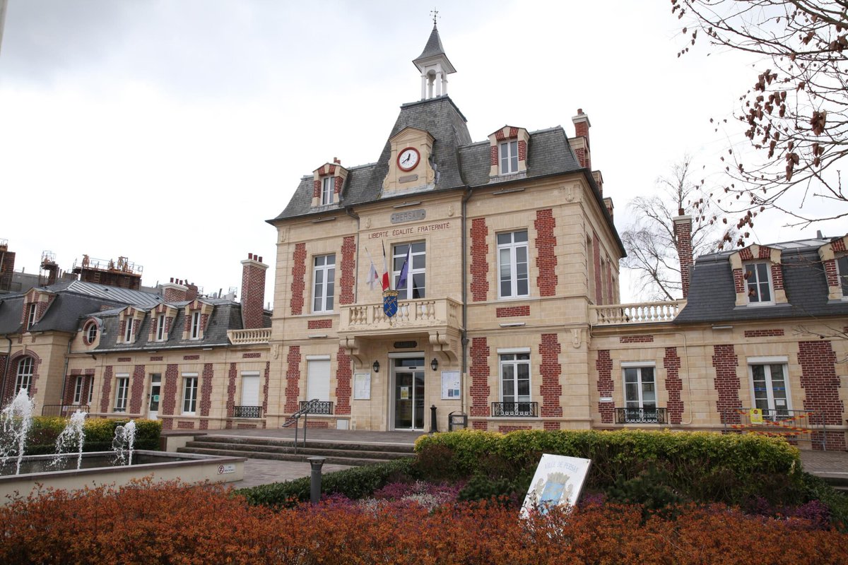 Le Parisien | 95 tweet media