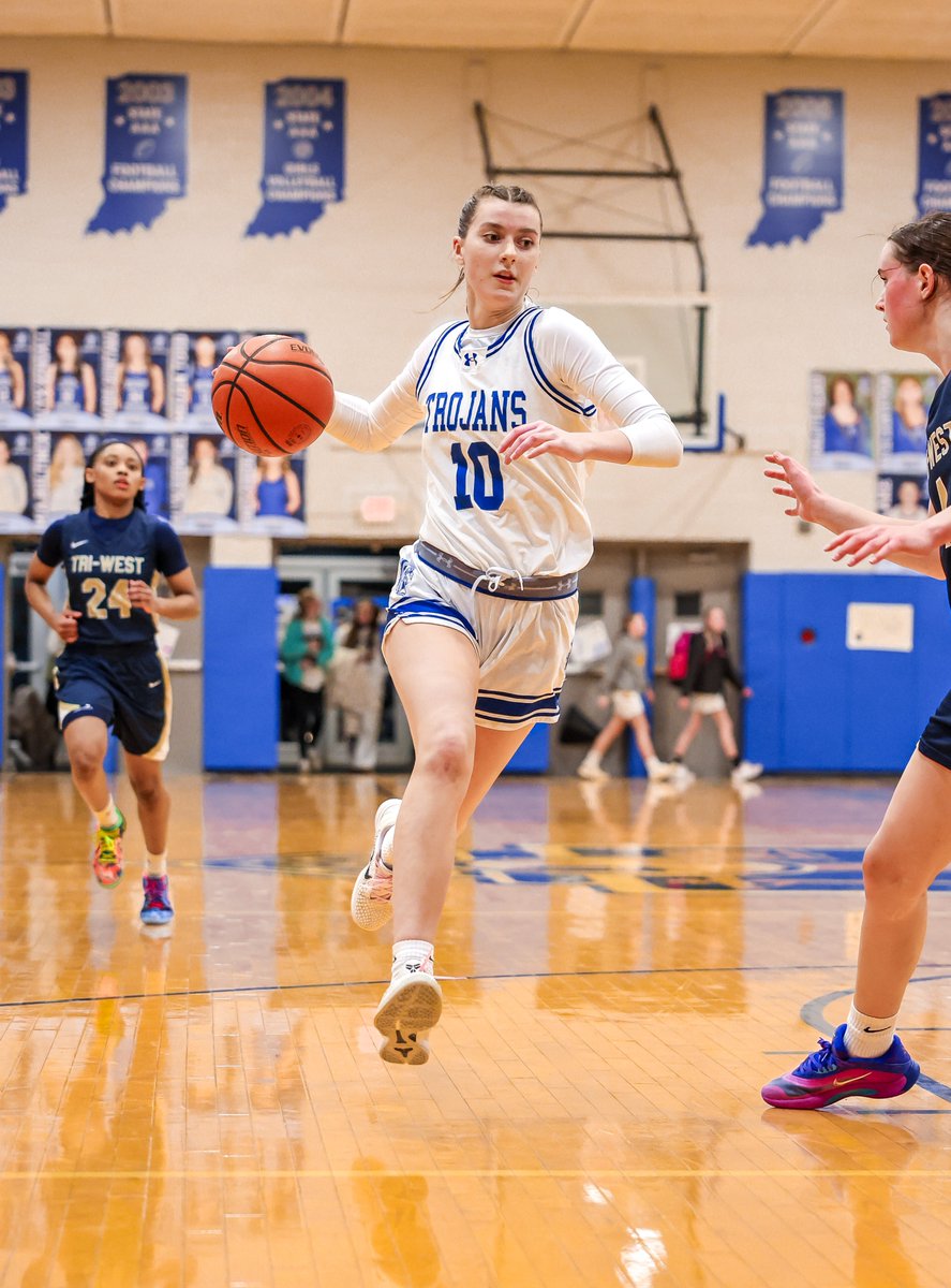 Bishop Chatard Girls Basketball tweet media