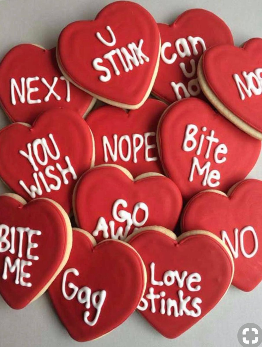 FloydFonebone's tweet image. #MADEUPHOLIDAY