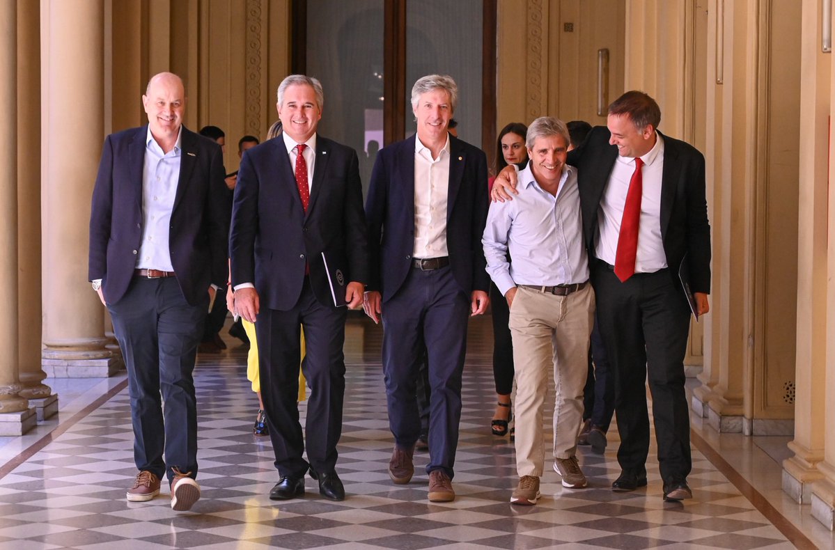 madorni's tweet image. Haciendo historia. Fin.