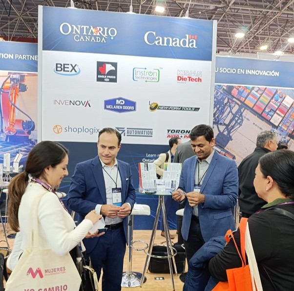 ciqa_mx's tweet image. Miembros del grupo Ontario Canadá y las doctoras del #CIQA Esmeralda Saucedo y Dra. Adriana Espinoza se reunieron para establecer alianzas de colaboración en el Expo Manufactura 2026, realizado ayer en Monterrey.
