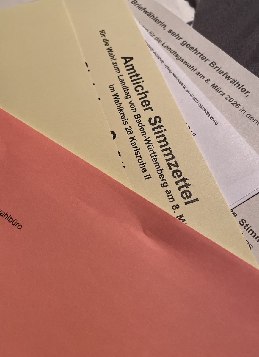 Frau Köpfchen tweet media