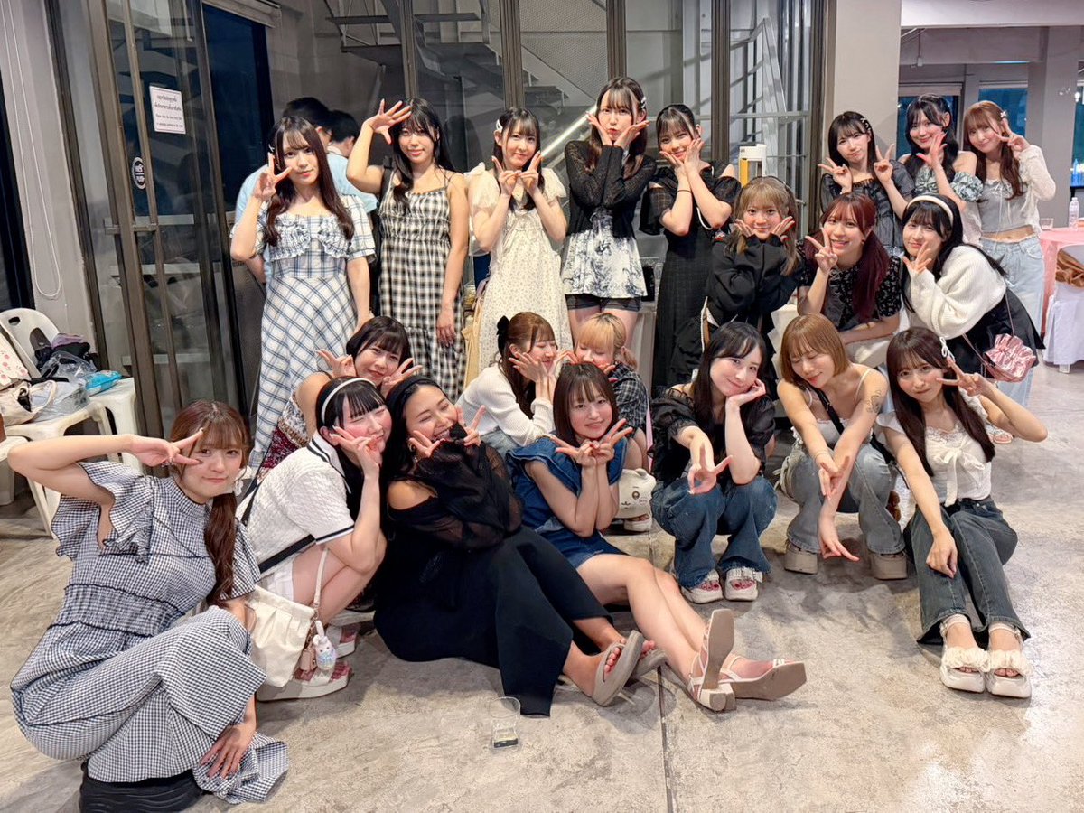 I_GET_official's tweet photo. I-GET オフ会ご参加いただき
ありがとうございました!!
3グループ・OGとたくさんのファンの方との
交流も遠征ならではで楽しかったです✨
明日もライブ・オフ会盛りだくさんです!!
楽しんでいきましょ(*•̀ᴗ•́*)و ̑̑
#iget #JETH #JapanExpoThailand2026 https://t.co/2CJSbaUIKS
