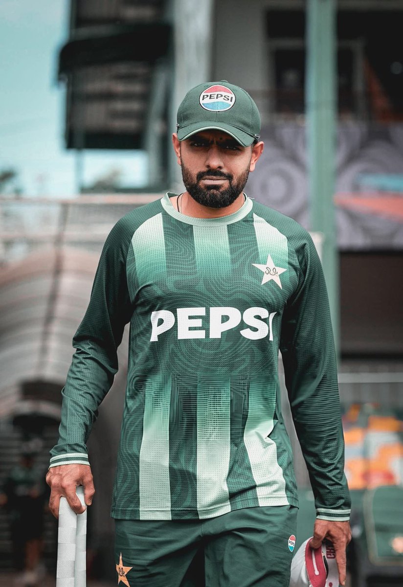 Pakistan winning the trophy with him being player of the tournament, Allah g plz make it happen🙏