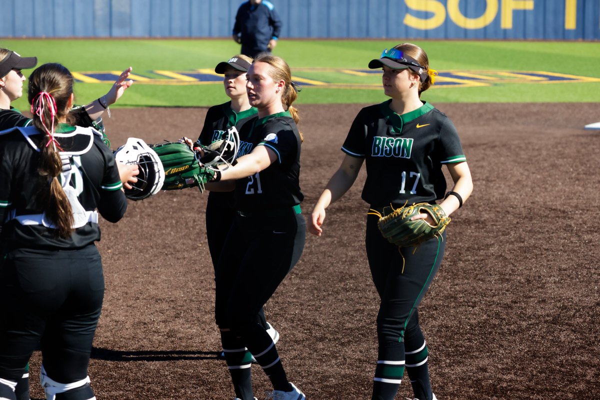 OBU_Softball's tweet photo. We're through 2 frames. No score. 
Jaycee Shaffer with 7Ks. https://t.co/Fn67BHt6ki