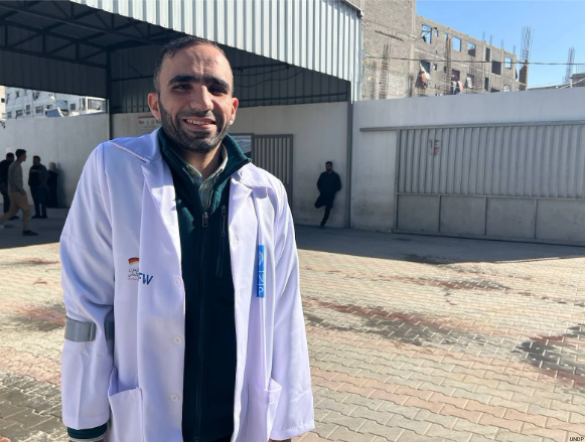 UN's tweet photo. "The war took everything from us. We are trying to create a new beginning and make a difference."

In Gaza, nurses, doctors &amp; other medical professionals are working with @UNDP to serve and re-build their communities.

https://t.co/nuri1eiP7S https://t.co/nxMEN3L2Y5