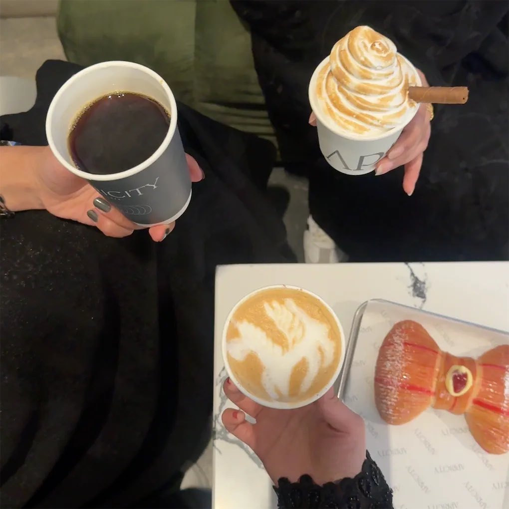 SAH (@callmeliliium) on Twitter photo 