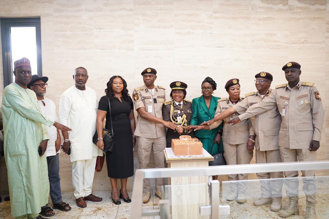 Nigeria Immigration Service tweet media