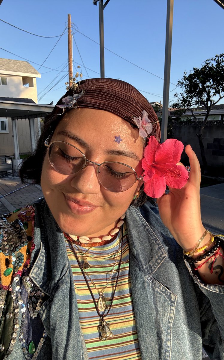 Birthday Shoutout to the amazing phenomenal Ms leó have a beautiful birthday. We love you 🌸❤️