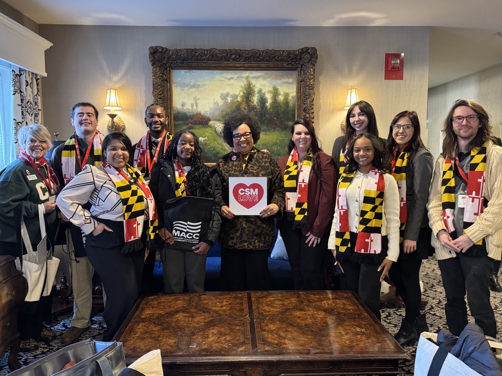 CSMHawks's tweet photo. On February 5, College of Southern Maryland (CSM) students traveled to Annapolis for Student Advocacy Day, where they met with state leaders to share their experiences and advocate for community colleges.
@MD_CommColleges @senatorjbailey @DelEPatterson28 https://t.co/b8uUu91YsK