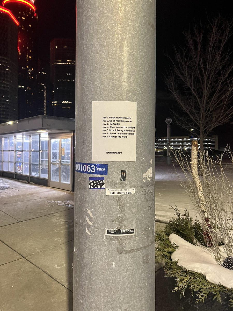 ICRASHCARS tweet media