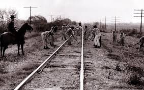 KaNuri's tweet photo. I keep hearing the Chinese built the US railroads but that's a new concept to me because as a child growing up in the 70s and 80s, I was taught railroads were built by Black American men who were on a chain gang or in prison aka slavery by another name.. 

These were the images I saw in my history books! Only recently the narrative switch to Chinese immigrants being solely responsible for the US railroads infrastructure... Don't erase #BlackHistory2026