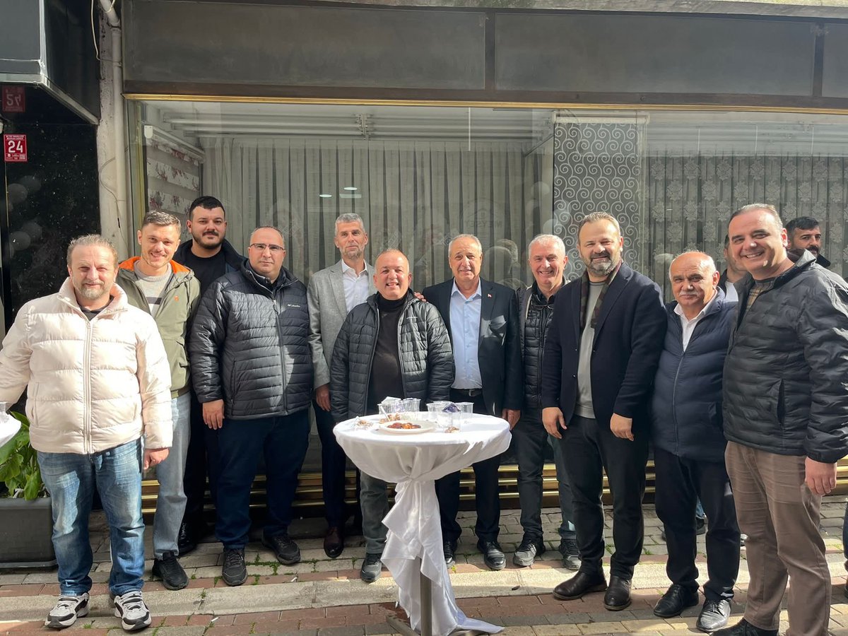 Gönen’imizde hizmete giren işletmesini Mustafa&amp;Ebru Ergun’un yaptığı “Meyset Home” işletmesi açılışına ilçe başkanımız Zekeriyya Dağlı, Kadın Kolları Başkanımız <a href="/demirpervin10/">Pervin Demir 🇹🇷</a> ve teşkilatımız ile birlikte katıldık
Hayırlı bereketli kazançlar diliyoruz.
#AkPartiGönen
#AkkadınGönen