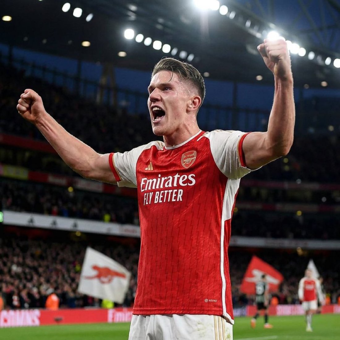 Arsenal Centra tweet media