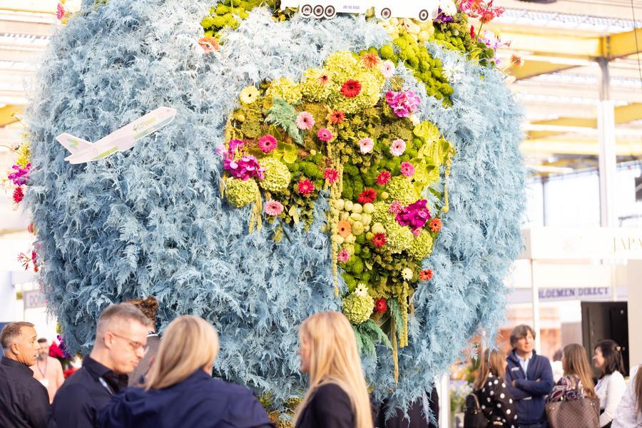 XHNews's tweet image. Dutch #greenhouse tech meets Chinese AI &amp;amp; robotics. Expert Gert Dral sees huge potential for Netherlands-China agricultural cooperation. xhtxs.cn/92w