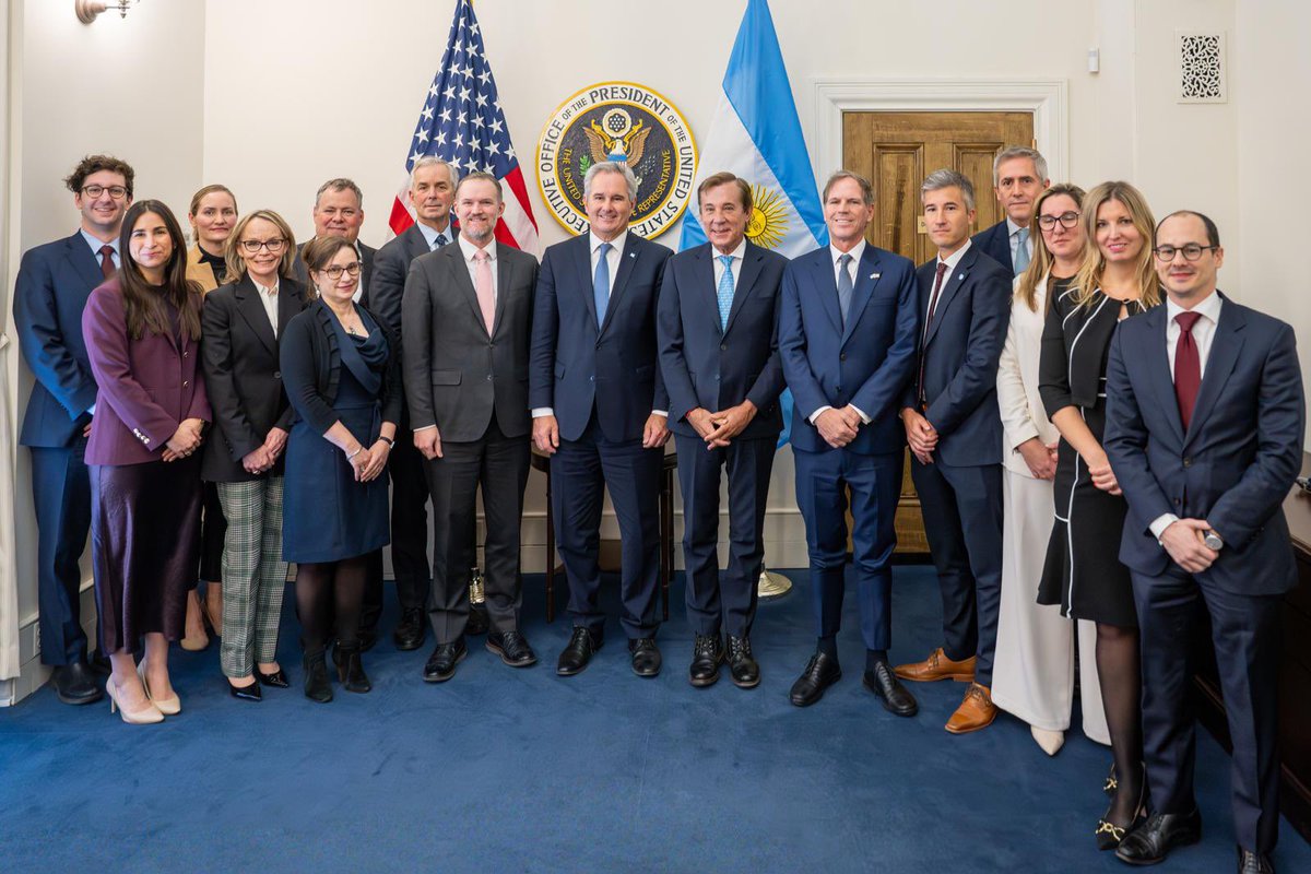 Alec Oxenford tweet media