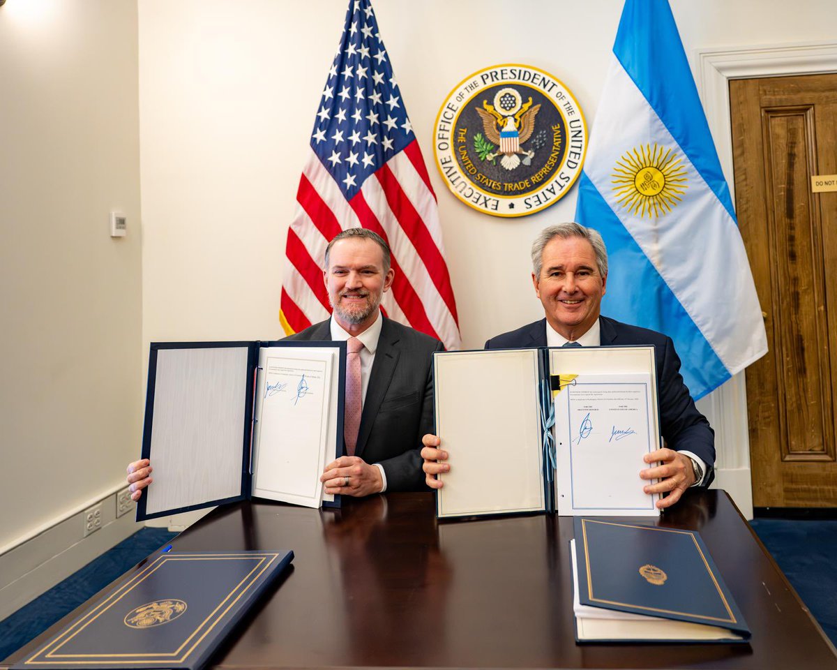 Alec Oxenford tweet media