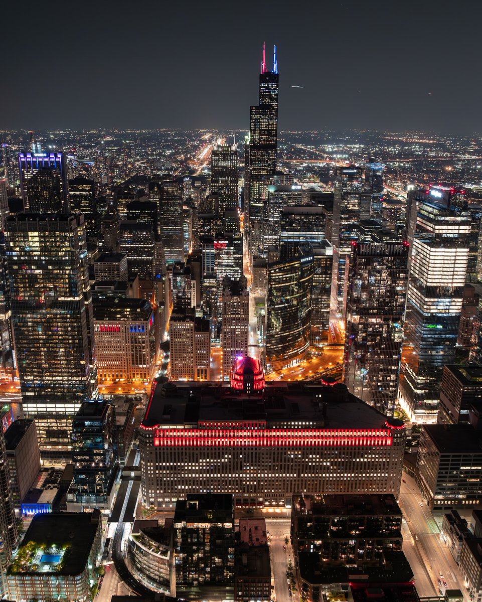Skydeck Chicago tweet media