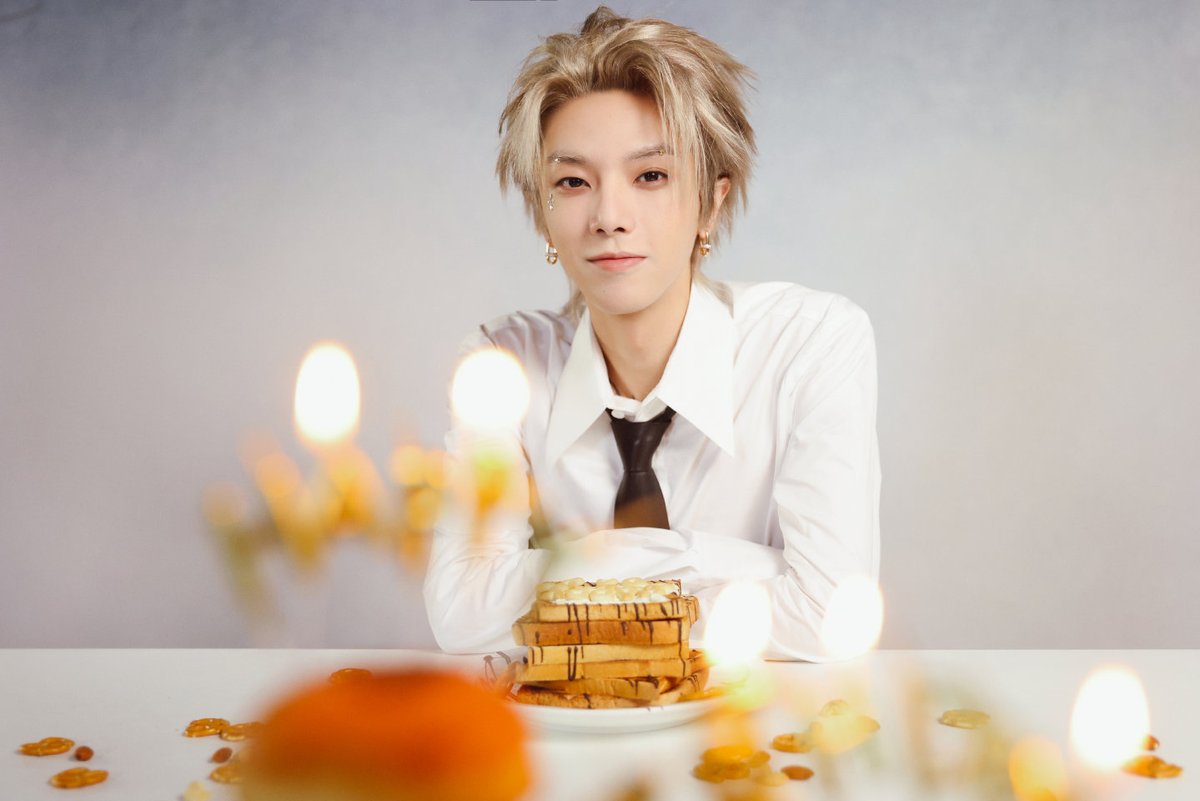 MichiyoNoonji's tweet photo. HBD พี่ฮวาาาา 🎊🎂🌸💖🎉
ปีนี้ชุดวันเกิดยังไม่มา แต่เซ็ตภาพวันเกิดคือพี่เบียวมาก55555 ชอบค่ะ🫰

ขอให้ชีวิตพี่แฮปปี้ เรื่องเครียดๆก็ขอให���หายไป กินของอร่อยทุกวัน มีเวลากับครอบครัวเยอะๆด้วยนะฮะ โอมเพี้ยง https://t.co/2C4KEoVQjc