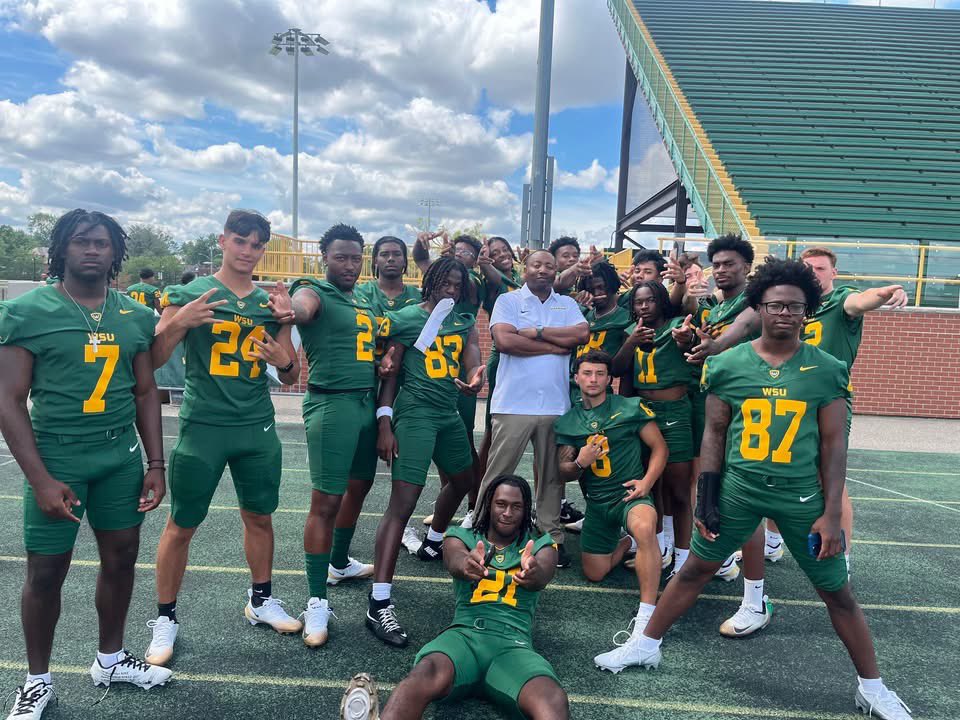 𝐉𝐨𝐡𝐧 “𝐆𝐫𝐨𝐨𝐯𝐲” 𝐇𝐚𝐳𝐚𝐫𝐝 ✞ (@johngroovy_) on Twitter photo 