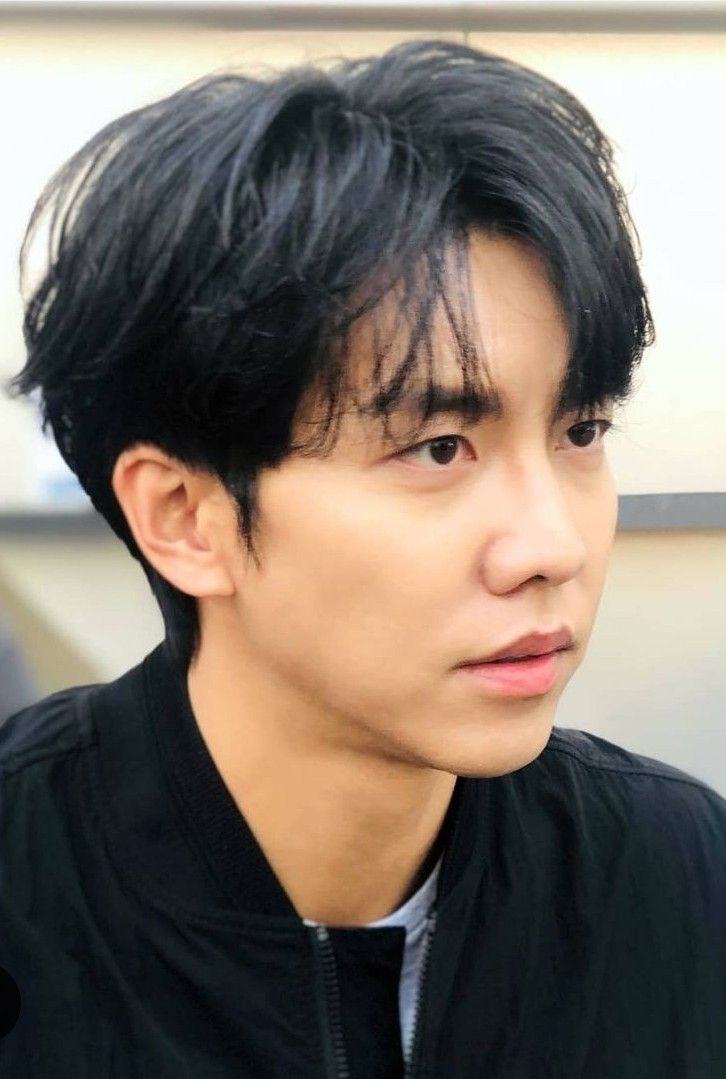 Breathtaking handsomeness❤️‍🔥
#LeeSeungGi
#이승기