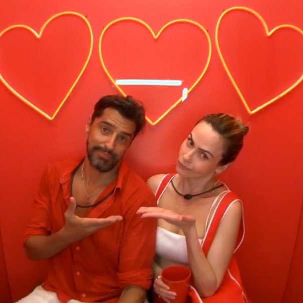 tvglobo's tweet image. eu e @centralreality