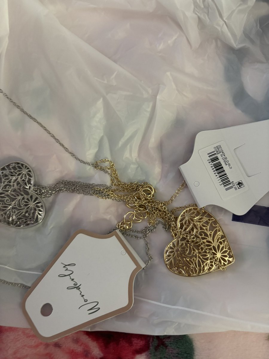 Elizabeth Clark tweet media