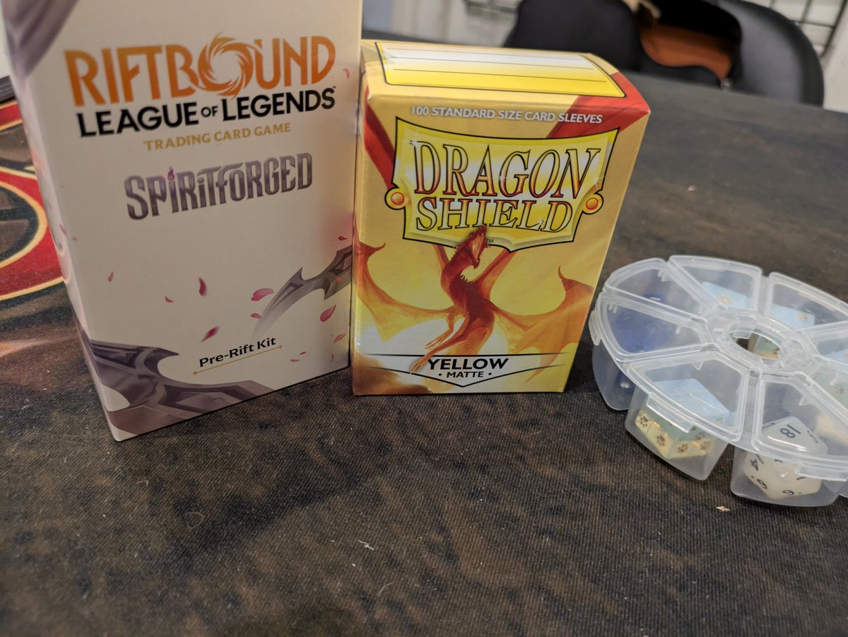 Horéüs tweet media