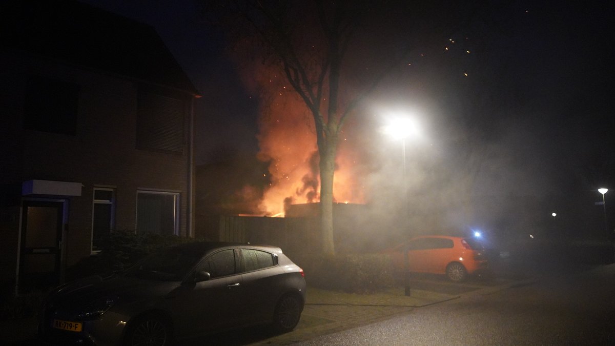 Woningbrand bij hoekwoning in Landweert te Venray
