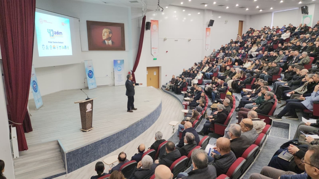 kutahyamem's tweet photo. "43 Adım Projesi" Tanıtım ve Bilgilendirme Toplantısı Gerçekleştirildi

Haber
👇🏻
https://t.co/gmCO3eeB69 

@tcmeb @Yusuf__Tekin @KutahyaValiligi @Musaisin @myilmaz2023 https://t.co/HKaRaEBAqg