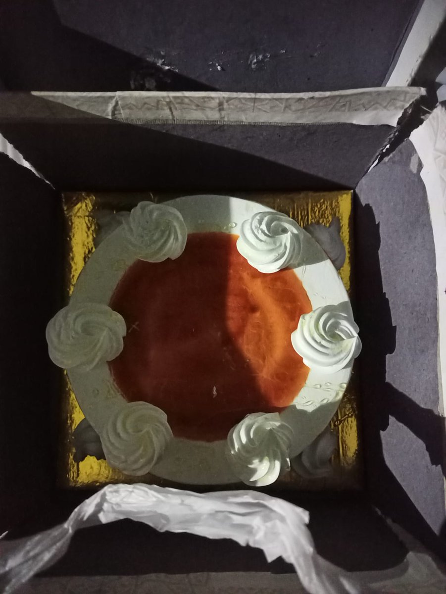 MissHarshi's tweet photo. This is serious. Order ID 7738871113 – I received a rotten, stale cake that smelled bad and was clearly not fresh. It was completely different from what was shown and appears underweight too. Despite proof, no proper help given. This is unacceptable. Refund immediately.
@zomato https://t.co/lHczs0rJkk