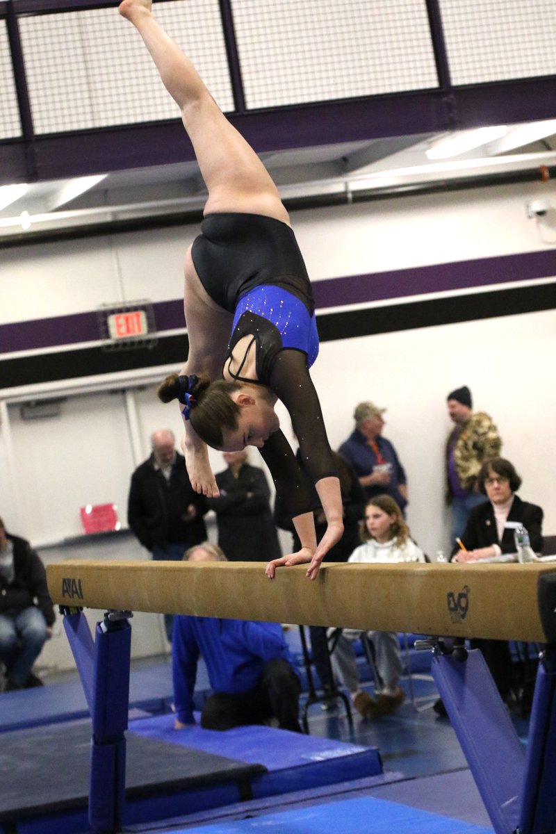 Kovar_HJsports's tweet photo. After another perfect season, the greatest winning streak in high school sports in Minnesota is now at 135 and lives to see another season. #HJSports 

PREP GYMNASTICS: Royals complete another perfect season, extend winning streak to 135 dual meets
https://t.co/nTHxU0HTny https://t.co/thOpwFqhA6
