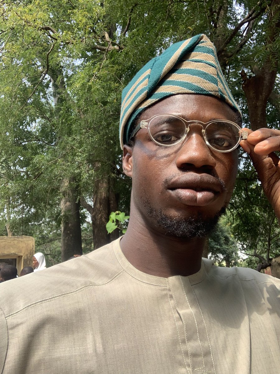 Scope_62's tweet image. It costs nothing to follow and be followed, that's how we grow together 🥰🥰 

Let's be our brothers keepers