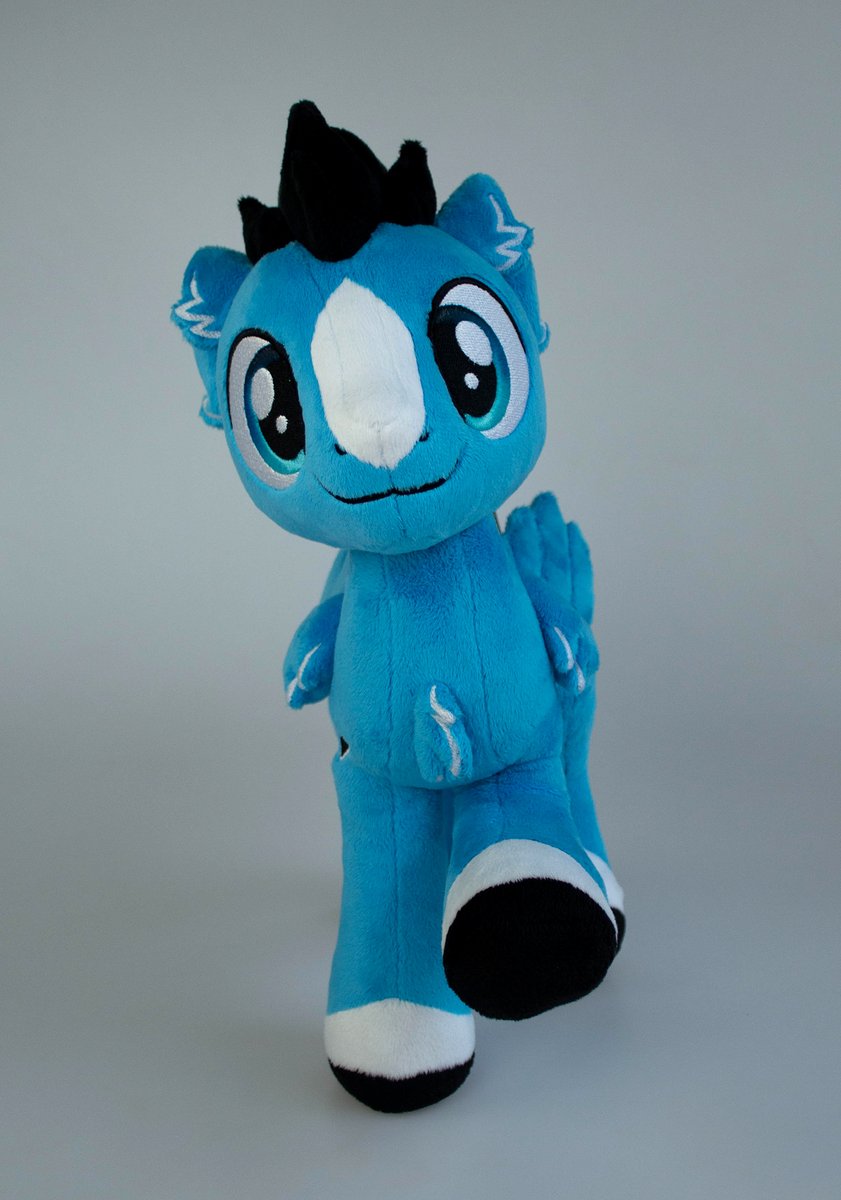 A poseable handsome guy for <a href="/EnduroElite/">EnduroElite</a>