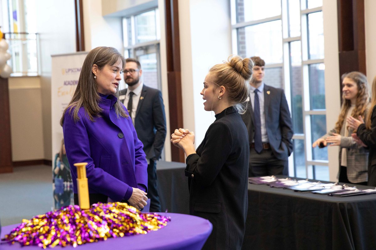 McQueenCandice's tweet photo. Today is Lipscomb Friday at @Lipscomb!💜It is always exciting to meet future Bisons🦬from across the nation as they explore how Lipscomb prepares students for lives of purpose through top-tier academic programs & transformative experiences. #BeABison #GoLipscomb https://t.co/RXzQEkg73y