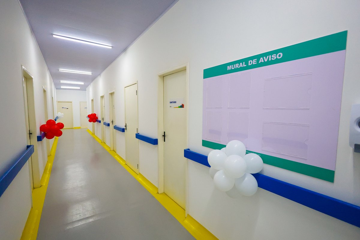 GovernoMA's tweet photo. Mais saúde e cuidado perto de casa! 💙
Buriticupu agora conta com um Centro de Hemodiálise, garantindo atendimento digno e mais qualidade de vida para a população.

#GovernoMA #Buriticupu #Hemodialise https://t.co/tBHaqPdQt1