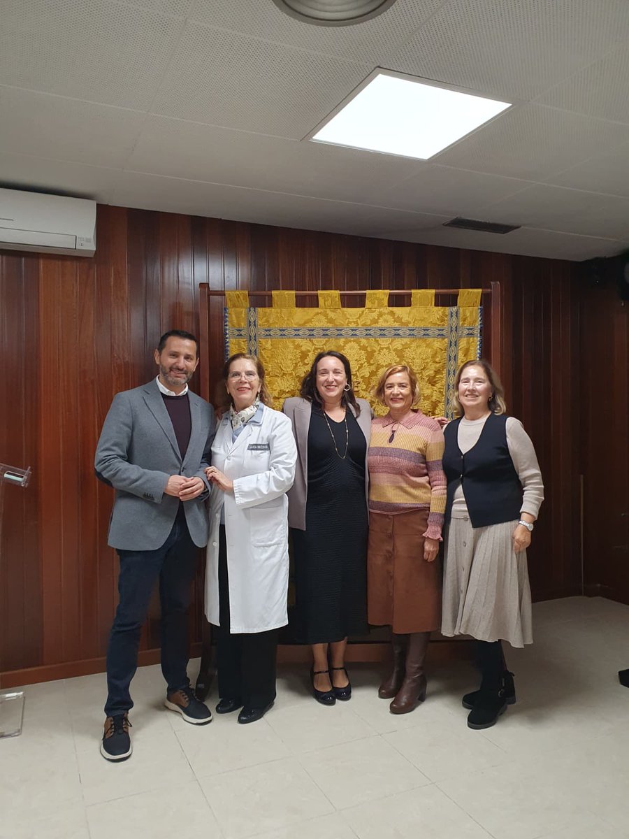 AchemGroup's tweet photo. ¡¡Tenemos nueva Profesora Titular en el grupo!!! ¡¡Felicidades a nuestra compañera Cintia Hernández @CintiaLL1980!! ¡Una gran profesional y mejor persona! 👏👏👏👏 https://t.co/AGKhjfWc0y
