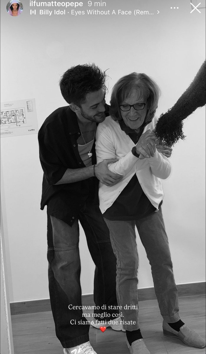 Stiamo piangendo?!? 
STIAMO PIANGENDO!!!