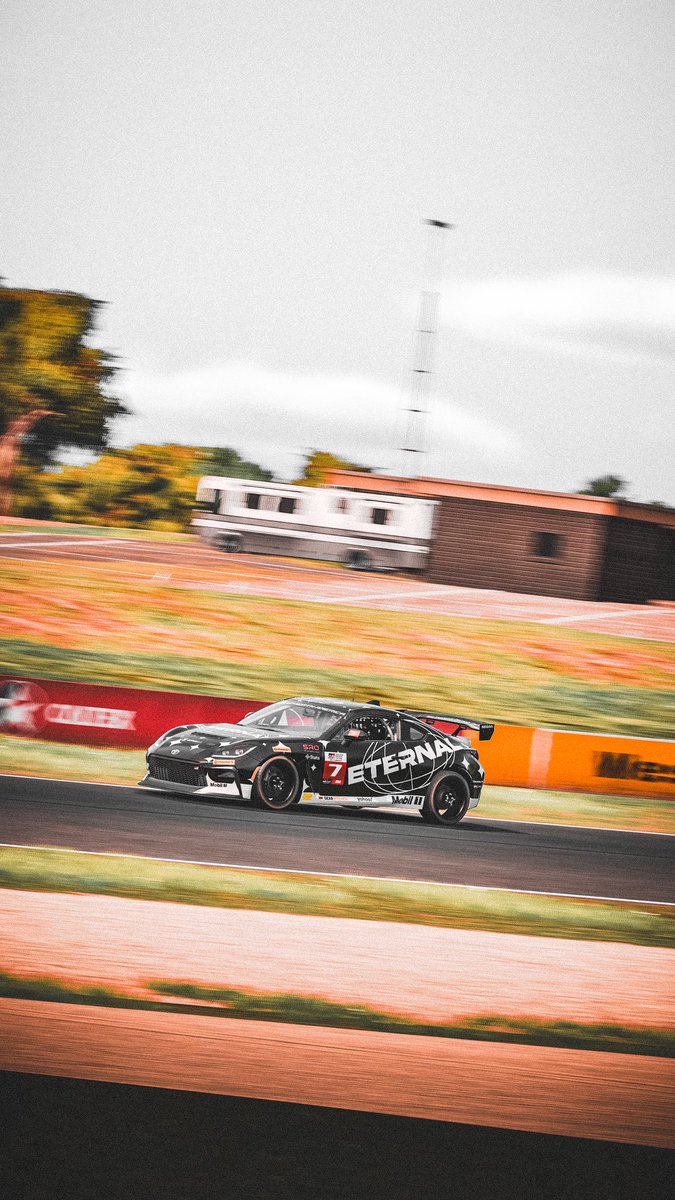 iStats Bot tweet media