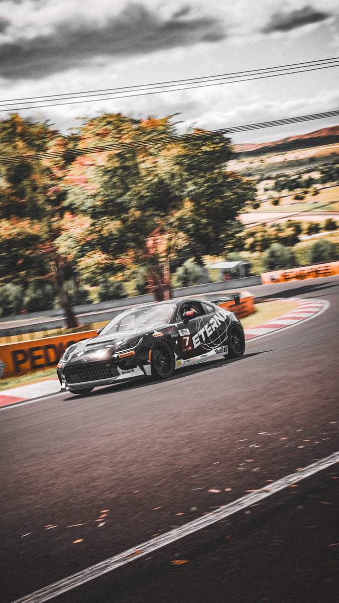 iStats Bot tweet media