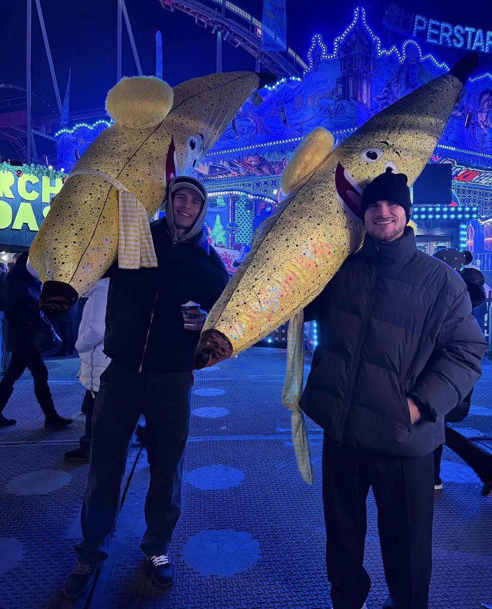 spursy_boggart's tweet image. #whore #members