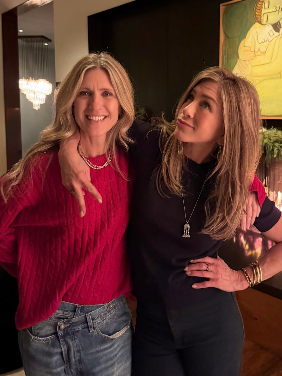 Jennifer Aniston tweet media